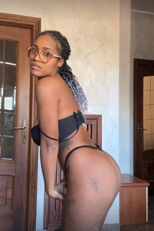 Foto di Greyce Brasilera | ItalianeOnlyFans